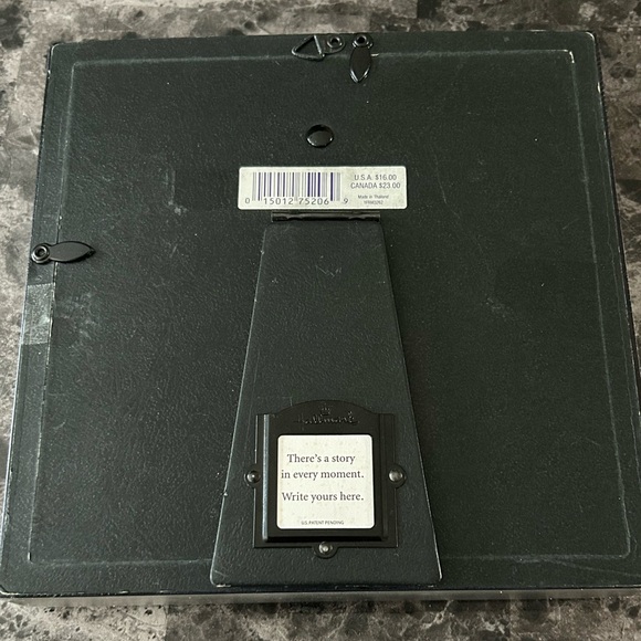 Hallmark Shadow Box - Picture 10 of 10